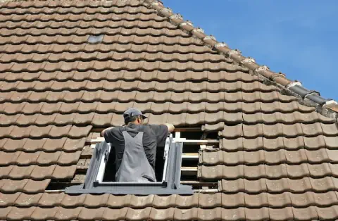Pose de velux - Villeneuve-le-Comte